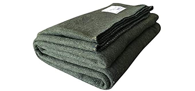 Woolly Mammoth Woolen Company Explorer Collection Wool Blanket (Hunter Green)