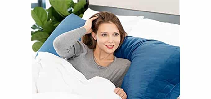 Girlfriend Body Pillows to Get A Soothing Sleep - Pillow Click
