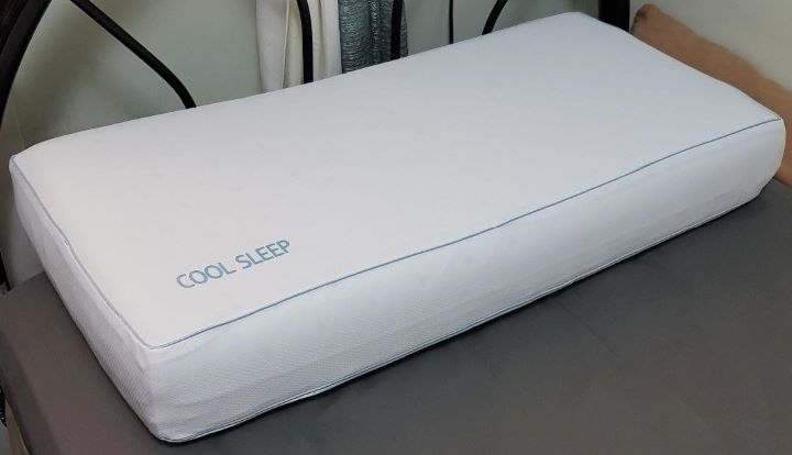 Using the heavy cooling pillow from Classic Brands