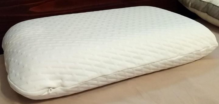 Having the latex cooling pillow for fibromyalgia from Tuft and Needle